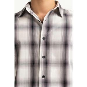 Chemise décontractée en coton pour homme MN-CS-SS24-031 100% popeline tissée, col montant, double boutonnage, idéale pour le bureau ou la saison automne - Product Image 3