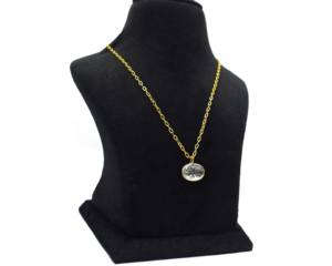 Piedra preciosa de cuarzo transparente tallada natural con forma ovalada chapada en oro de 18 quilates Regalo de diseño hecho a mano para su colgante - Product Image 5