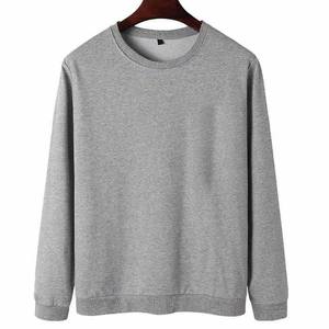 เสื้อสเวตเชิ้ตแขนยาวคอกลมทรงหลวมสีดำล้วนสำหรับผู้ชาย  รับทำโลโก้ตามสั่ง  OEM ODM ขายส่งเสื้อผ้า - Product Image 6
