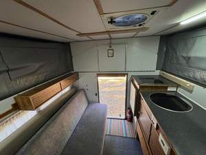 2026 Pop up Truck Camper Trailer Caravana de viaje Rv Truck Camper Expedition Vehicle Aluminio Travel Trailer para la venta - Product Image 5