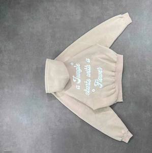 Sudadera con capucha de lana de algodón Croptop de estilo beige unisex con logotipo personalizado impreso o bordado - Product Image 4