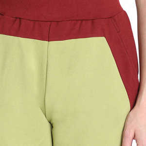 Chándal sólido de secado rápido para mujer, ligero, transpirable, de calidad superior, estampado de logotipo personalizado, sensación cómoda, OEM para niñas - Product Image 5