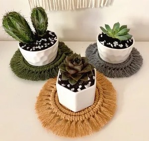 Tapete de mesa bohemio tejido a mano con acento decorativo para mesa de comedor, mesa de centro, sala de estar y estilo interior moderno - Product Image 4