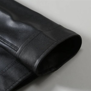 Chaqueta de Cuero Sintético con Cuello Alto y Cierre de Cremallera para Hombre - Product Image 4