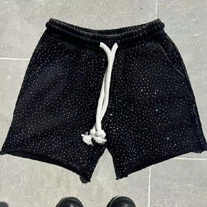 Pantalones Cortos de Hombre de Alta Calidad, Lavado Ácido, Desteñidos al Sol, con Pedrería, Cintura Media, 100% Algodón, Tejido de Punto, Transpirables, Estilo Urbano - Product Image 1