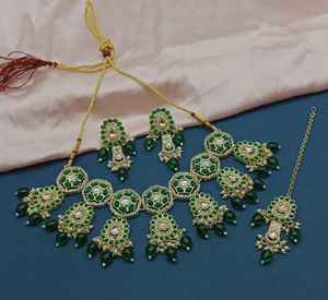 Nuevo diseño elegante chapado en oro tradicional Motipearl & Drop Kundan tachonado gargantilla collar pendiente Mangtika conjunto y conjunto de joyería Niña - Product Image 2