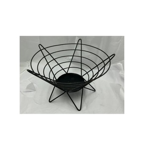 Cesta de frutas de color negro de alambre de metal Cesta de almacenamiento de frutas de artículos de cocina modernos para proveedores al por mayor en precio atractivo - Product Image 1