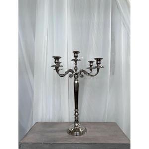 Bougeoir à 3 bras en laiton, artisanat en métal, décoration de maison de mariage, chandelier antique de luxe, objet de pièce maîtresse - Product Image 5