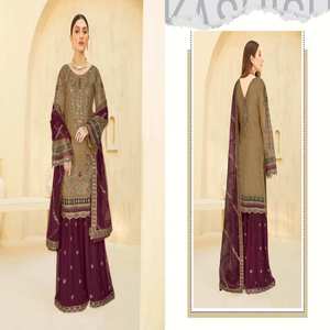 คอลเลคชั่นล่าสุดของ Ramsha โดย Volume Kashish ชุดสาหรี่ผ้าชีฟองอินเดียและปากีสถานสำหรับงานแต่งงาน ความยาวระดับพื้น แบบยังไม่เย็บติดกัน สำหรับงานแฟนซี - Product Image 3