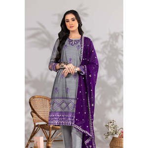 Conjunto de Traje de 3 Piezas para Mujer en Color Morado, de Algodón Slub con Bordado - Product Image 3