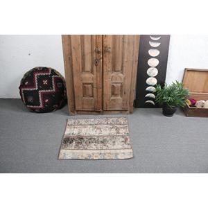 Tapis turc vintage, tapis de 2,3 x 2,5 pieds, petit tapis persan brun - Product Image 2