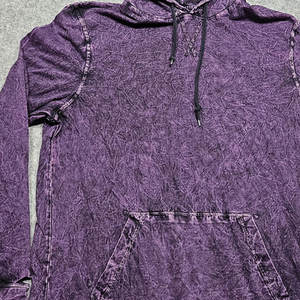 Sudadera con Capucha Morada Lavada al Ácido, Estilo Relajado, Desgastada, Estilo Urbano, con Lavado Mineral - Product Image 2