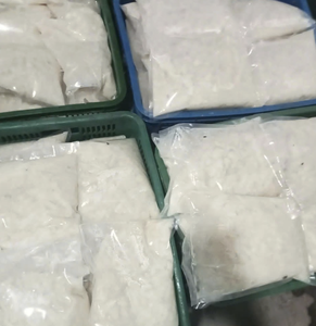 Pâte de pulpe de corossol congelée de qualité, conçue pour la fabrication de desserts et les recettes de boissons, fabriquée dans des installations au Vietnam - Product Image 5