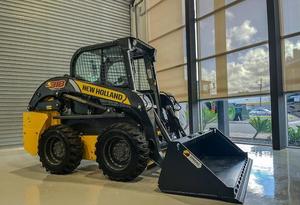 รถตักล้อยาง New Holland 25S มือสองคุณภาพสูง เครื่องยนต์แข็งแรง บุ้งกี๋เปลี่ยนเร็ว ประหยัดน้ำมัน เหมาะสำหรับงานเกษตร ขาย - Product Image 4