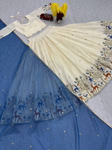 Collection spéciale Navratri : Ensemble de lehenga choli en coton pour femmes avec dupatta, pour mariage et fête, style traditionnel, séchage rapide - Product Image 5