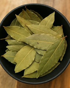 Fournisseur de thé aux herbes naturelles à base de feuilles d'avocat séchées de qualité supérieure - Product Image 2