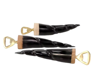 Abridor de Botellas Ecológico de Cuerno Natural y Acero Inoxidable al por Mayor, Tamaño de 4 Pulgadas, Color Personalizado para Bares, Fiestas y Bebidas - Product Image 1