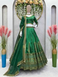 Modern Elegant XXL Champagne High Neck <strong>Evening</strong> <strong>Gown</strong> Open Back Formal Party Dress Featuring Long Floor-Length <strong>Cape</strong> Tassel Prom