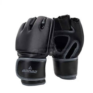 Gants MMA personnalisés pour l'entraînement d'arts martiaux et le fitness Gants MMA rembourrés avec ajustement sûr et mouvement flexible - Product Image 1