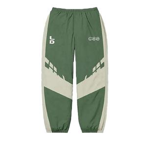 Vente de gros Survêtement en nylon respirant de haute qualité avec logo personnalisé pour hommes Ensemble de jogging coupe-vent cargo à fermeture éclair Unisexe Plus - Product Image 4