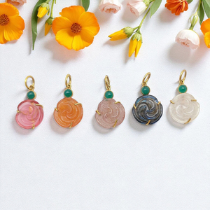 ชุดจี้พลอยมูนสโตนสีรุ้งสลักลายดอกกุหลาบแกะสลักด้วยมือจี้รูปดอกไม้อัญมณีบำบัดสำหรับผู้หญิง - Product Image 4