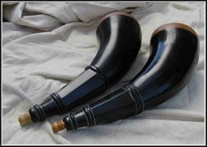 Nuevo cuerno de vaca y buey en polvo disponible con cinturón de correa de cuero con precios asequibles ágata Por HF CRAFTS - Product Image 3