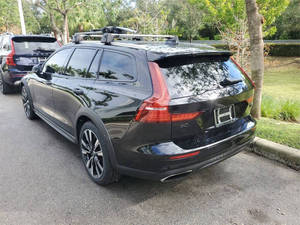 2020 V O l v O V60 Cross Country AWD T5 4dr Wagon Vente en gros de voitures d'occasion bon marché à vendre - Product Image 4