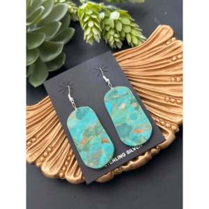 Pendientes Colgantes Hechos a Mano en Estilo Navajo con Turquesa Mohave y Plata de Ley, Diseño de Placa Colgante - Product Image 3