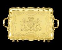 Grands plateaux de service en laiton de luxe avec plateau de service ottoman en noyer rustique plaqué Nikil pour café de restaurant avec poignée en laiton