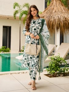 Kurti, Pantalón y Dupatta de Seda Roma de Primera Calidad con Bordado de Espejo, Fabricante y Proveedor Mayorista - Product Image 4