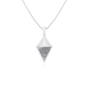 Colgante de Plata de Ley 925 con Meteorito, Gema de 12 mm, Forma Triangular, Engaste de Bisel, Cadena de Cable, Joyería Hecha a Mano - Product Image 1
