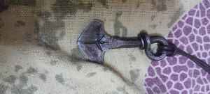 Pendentifs d'ancre en porcelaine d'argile en céramique forgée à la main sur mesure-Pièce unique Wearable Art Celebrating Strength Craftsmanship Gift - Product Image 3