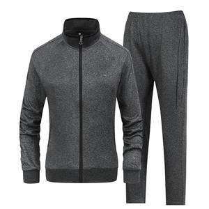 Tenues de sport adaptées pour les femmes, vêtements de style streetwear, vêtements à poignets élastiques, survêtement pour femmes - Product Image 1
