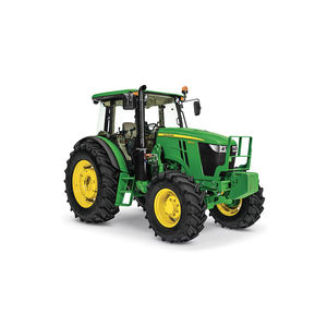 Tractor John Deere versátil para múltiples aplicaciones agrícolas - Product Image 4