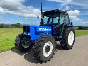 รถแทรกเตอร์สำหรับเดินเท้า110-90 4WD รถแทรคเตอร์แบบใช้ล้อสำหรับฟาร์มพร้อมเครื่องยนต์110HP เกียร์90 4WD มอเตอร์และตลับลูกปืน - Product Image 6