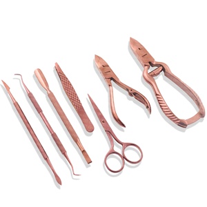 Juego completo de manicura y pedicura con pinzas y tijeras de corte para las necesidades completas de aseo facial y de uñas. - Product Image 6