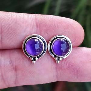 Pendientes de Plata de Ley 925 con Amatista, Hechos a Mano, con Forma de Bola y Gema Natural Púrpura, Regalo para el Mes de Febrero - Product Image 5