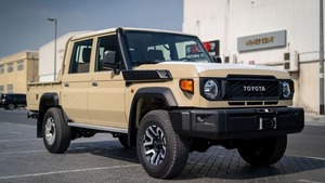 Toyota Land Cruiser Pick Up TOYOTA LAND CRUISER CABINE SIMPLE ESSENCE V6 STD E AUTO À VENDRE - Product Image 4