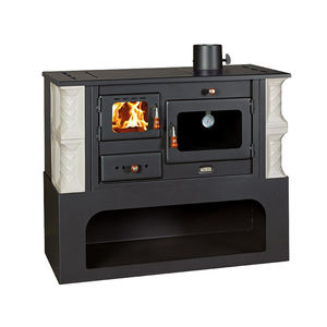 Estufa de cocina de leña independiente para interiores de alta calidad para hoteles y villas, combustible de pellets de hierro, fabricante directo de Bulgaria - Product Image 1