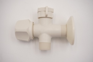 วาล์วรูปตัวทีพลาสติกปอมสีขาวทนทานสไตล์การออกแบบที่ทันสมัยสำหรับโถสุขภัณฑ์ห้องน้ำห้องครัวโลโก้ OEM ACS009010B-C 1ปี - Product Image 4