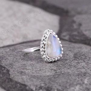 Anillo de Plata de Ley 925 sólido con forma de trillón de piedra lunar arcoíris Natural de alta calidad para mujer, joyería fina hecha a mano - Product Image 2