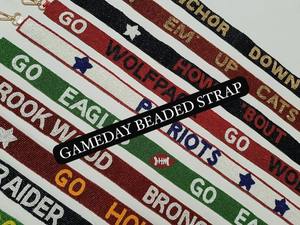 Sangle décorative perlée faite à la main pour femmes, accessoire de mode conçu pour ajouter de l'élégance, du charme et une touche de couleur aux sacs à main - Product Image 6