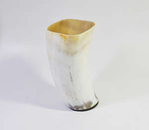 แก้วเขาควายแท้ทำมือ สีขาวและสีครีม สไตล์ไวกิ้งแบบดั้งเดิม ขัดเงา สำหรับดื่มมีด - Product Image 4