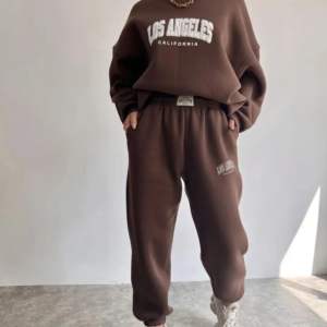 Dos piezas Crop Top Fleece Juicy Hoodies Set Algodón Slim Fit Chándales ligeros Recortado en blanco Jogger Chándal Conjuntos Mujeres - Product Image 3