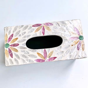 Porte-mouchoirs décoratif vietnamien en nacre pour tables de restaurant haut de gamme avec incrustation de coquillages naturels irisés - Product Image 5