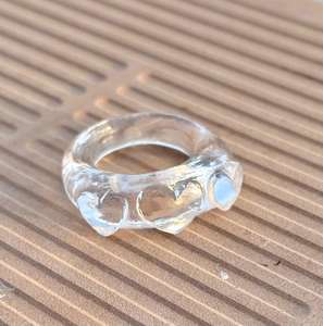 Bague en pierres précieuses de quartz en cristal naturel sculptée à la main en forme de cœur Bague de déclaration Bijoux en quartz en cristal - Product Image 4