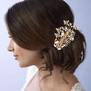 เข็มกลัดหินลายดอกไม้ชุบสีโรสโกลด์ Apurva อุปกรณ์เสริมผม1502706หรูหรา - Product Image 1