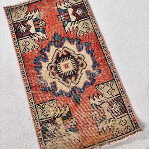 1.5x2.7 ft Rug, Vintage Turkish Rug, <b>Red</b> Blue Floral <b>Wool</b> Rug - Product Image 2
