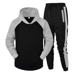Dernière conception de survêtement pour hommes de la meilleure qualité impression personnalisée logo respirant Fashionwear pleine taille survêtement pour hommes personnalisés - Product Image 2