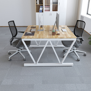 Table de salon minimaliste BNV68054 pour 2 personnes, 120x120x75cm, en bois d'hévéa avec structure en fer en forme de V - Product Image 4